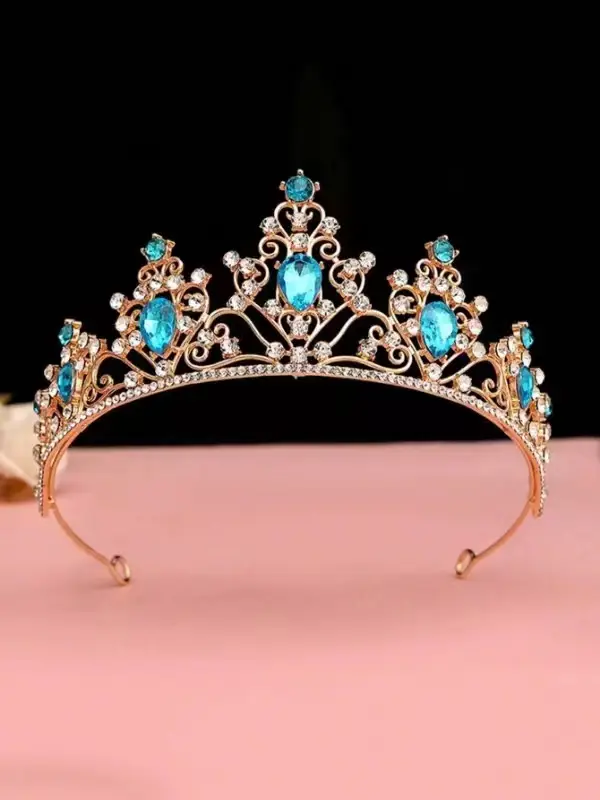 European Crown with Green Emerald & Crystal Accents - Image 7