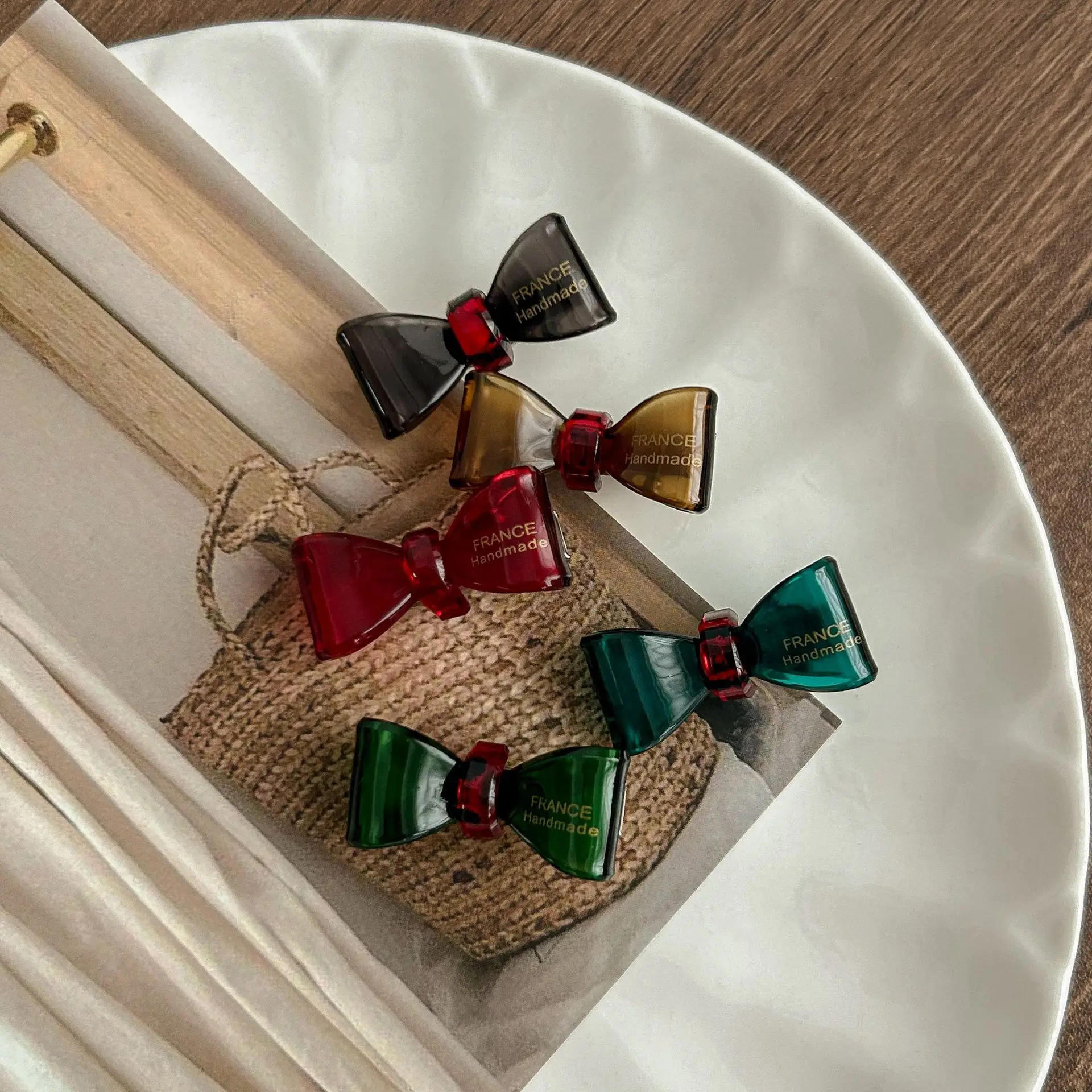 Retro Glazed Hairpin with Bow & Gold Logo - Image 9