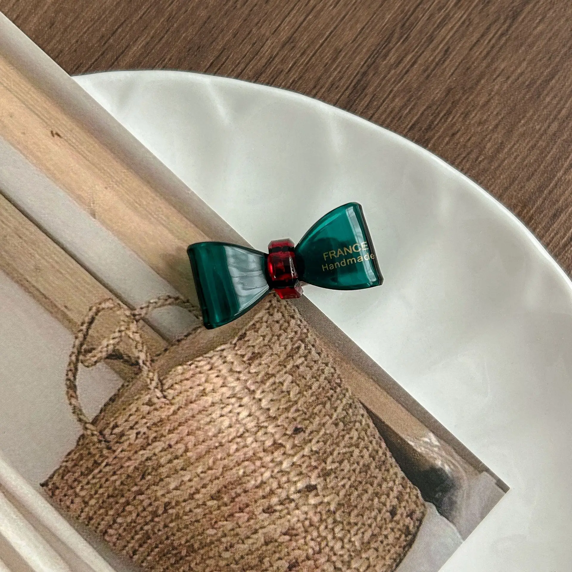 Retro Glazed Hairpin with Bow & Gold Logo - Image 2