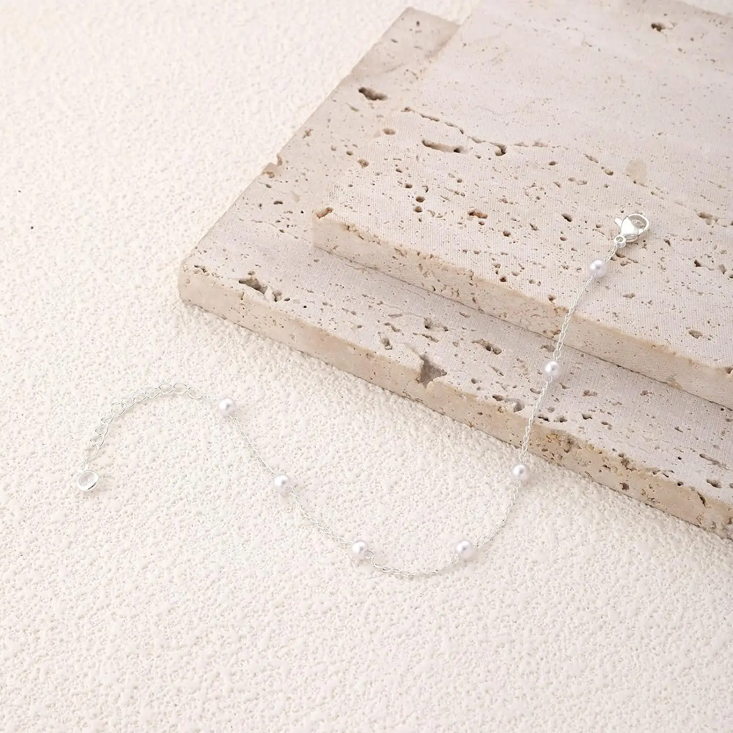 Women's Love Pearl Bracelet with Heart Design — feature 5
