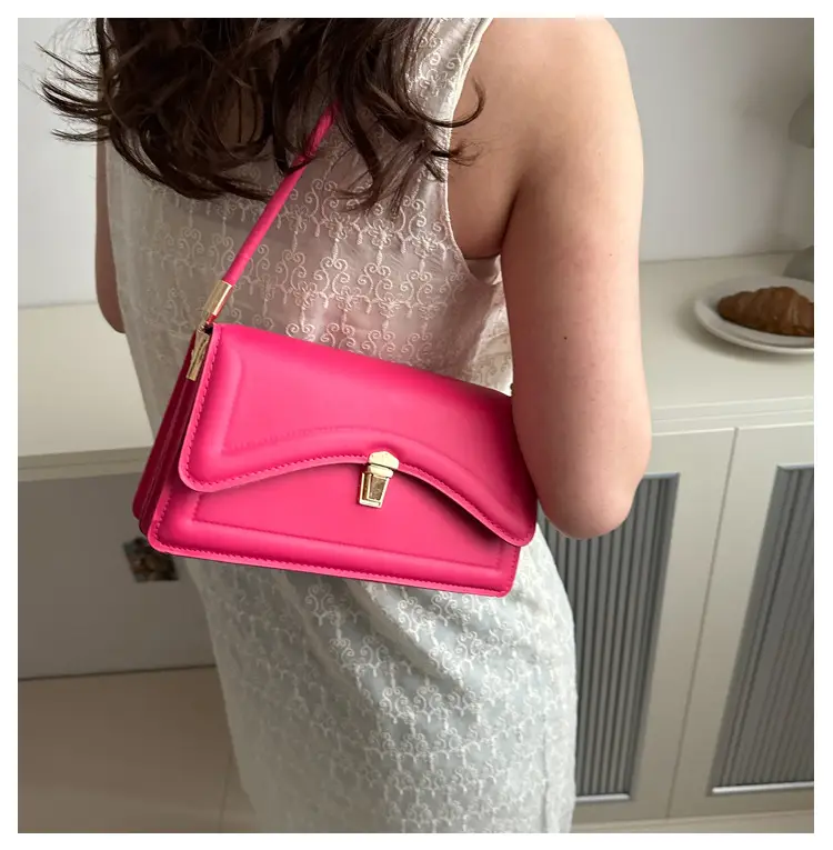 White Crossbody Shoulder Bag for Women 2026 — feature 8