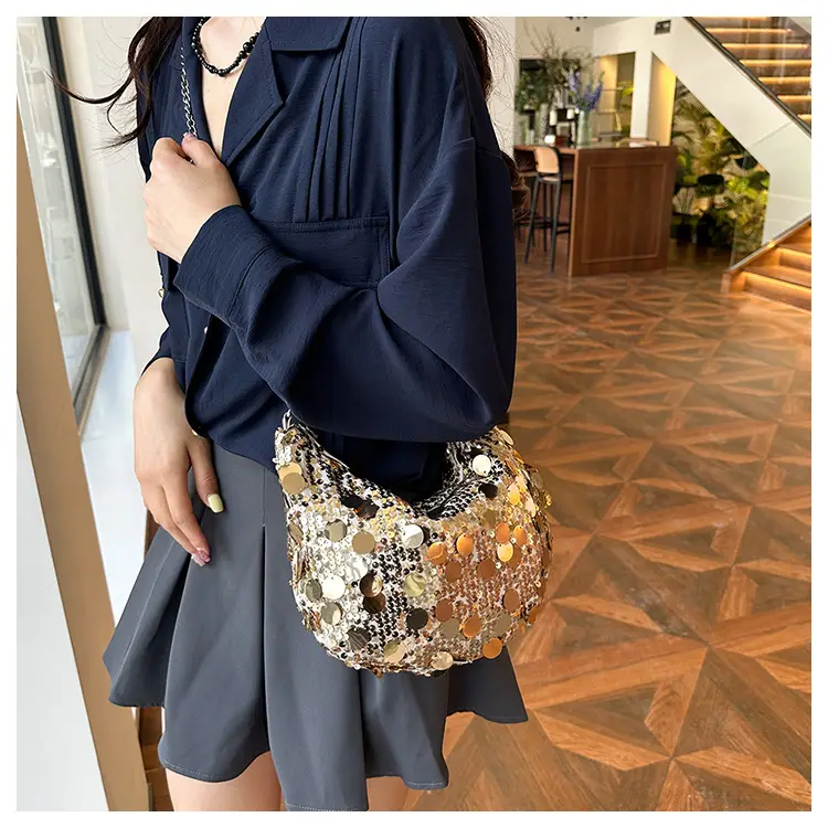 Sequined Crescent Bag Chain Shoulder Crossbody Large — feature 20