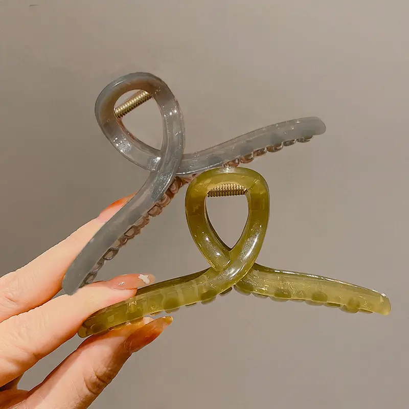 Summer Hairpin Clip for Women with Hair Back - Image 11