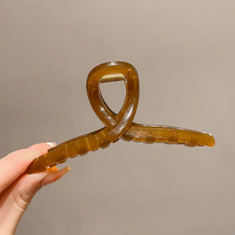 Summer Hairpin Clip for Women with Hair Back - Image 2