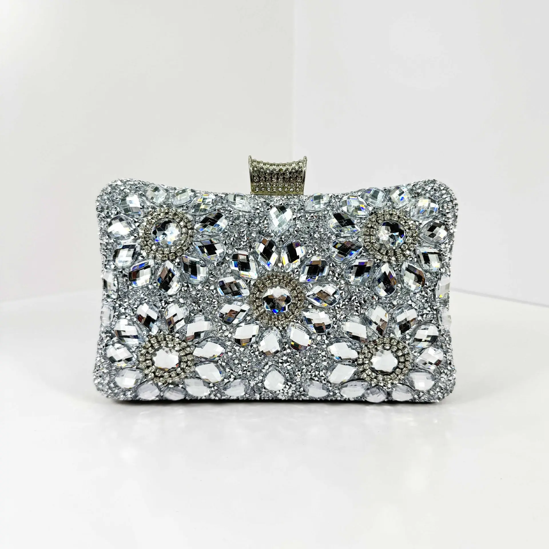 Vintage Green Gemstone Evening Bag for Women - Image 3