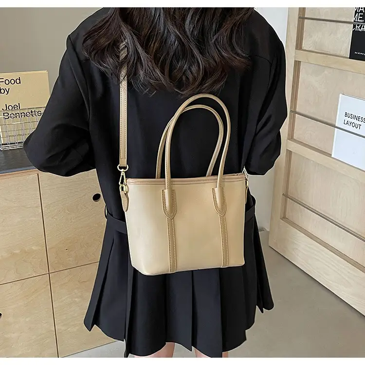 Women's Korean Style Shoulder Bag 2024 Summer Beige — feature 28