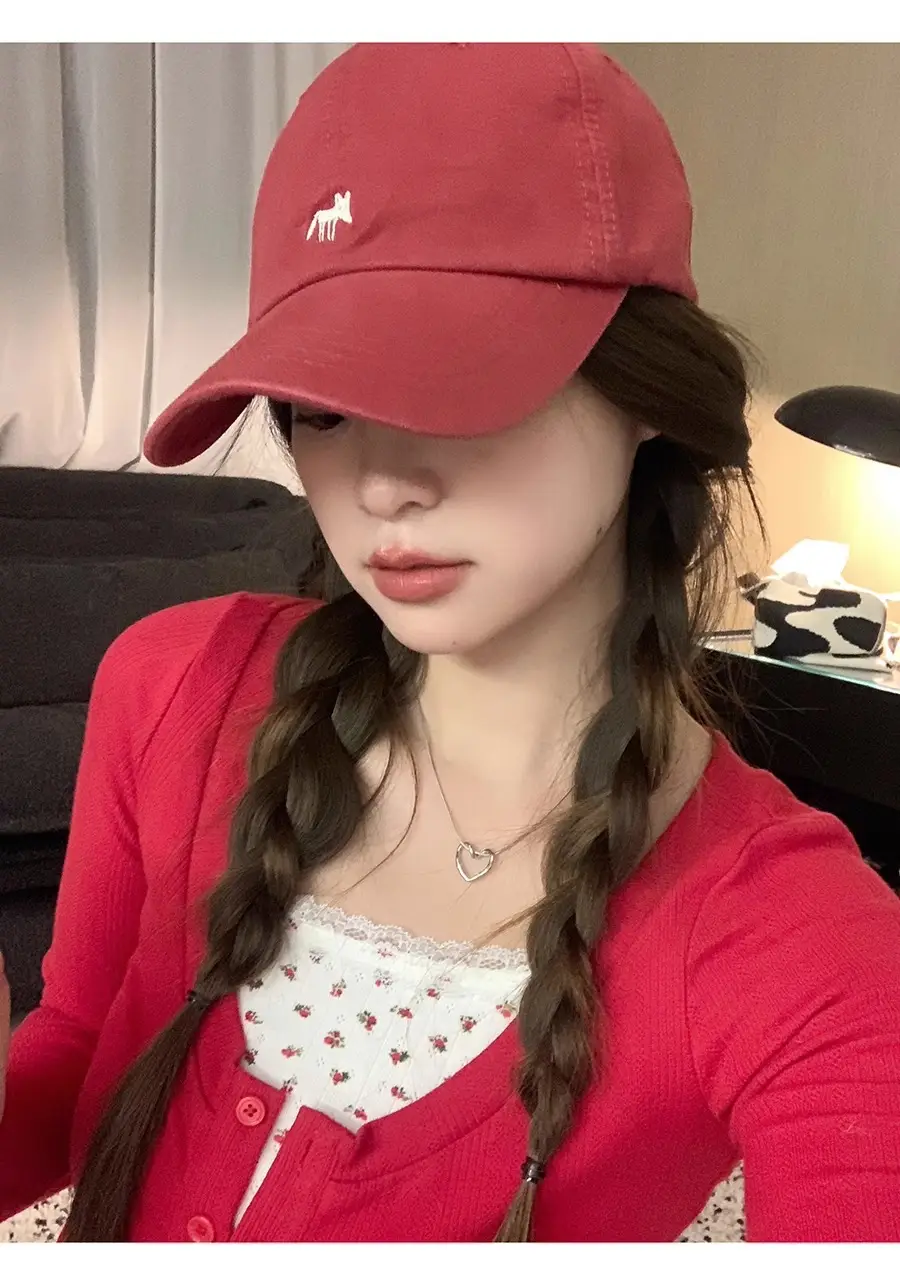 Japanese Embroidered Duckbill Cap for Women Beige — feature 10