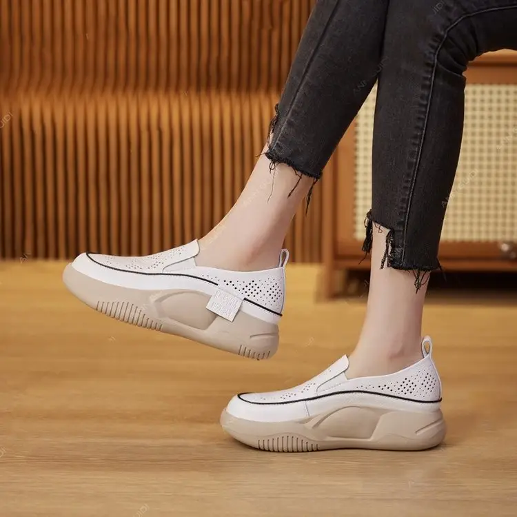 Vintage Women's Slip-On Sandals Yellow White 2024 — feature 6