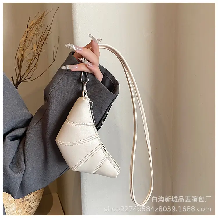 Silver French Niche Shoulder Bag for Women 2026 — feature 13