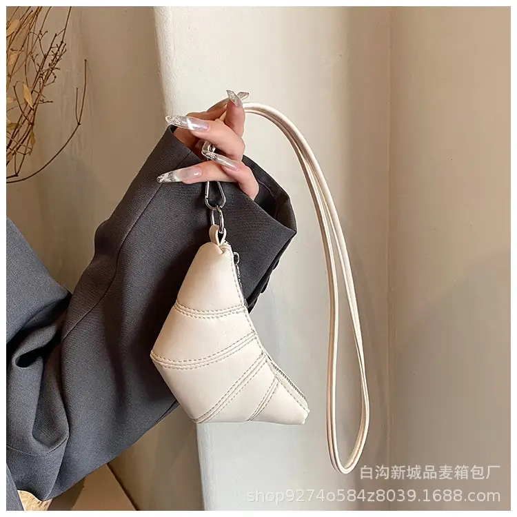 Silver French Niche Shoulder Bag for Women 2026 — feature 14