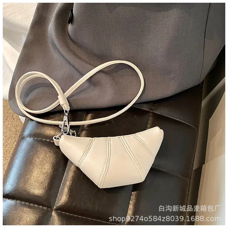 Silver French Niche Shoulder Bag for Women 2026 — feature 17