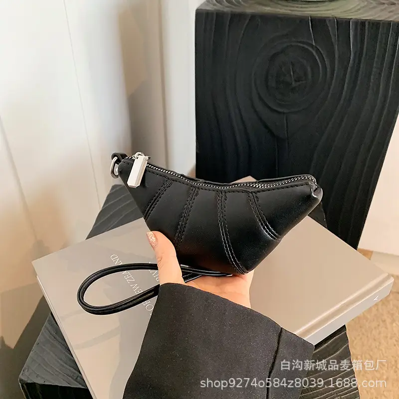 Silver French Niche Shoulder Bag for Women 2026