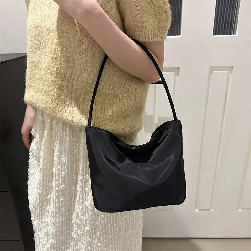 Black Nylon Shoulder Bag for Women 2024 New Arrival