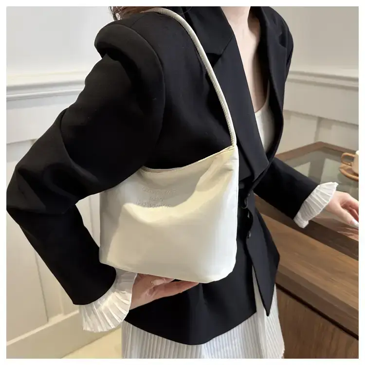Black Nylon Shoulder Bag for Women 2024 New Arrival — feature 10