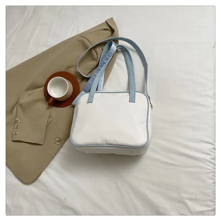 Japanese Painful Bag for Girls Transparent Bar Bag — feature 33