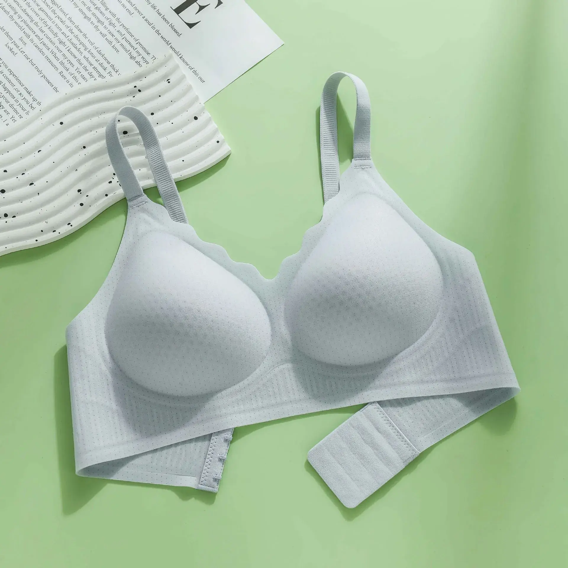 Black Traceless Bra for Women Summer Wear - Image 5