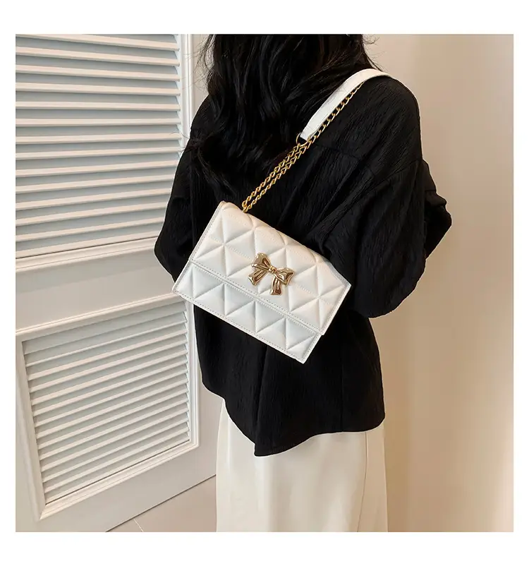 Black Diamond Embroidery Chain Shoulder Bag for Women — feature 26