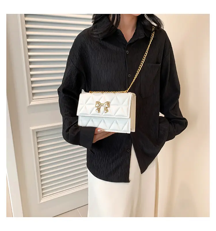 Black Diamond Embroidery Chain Shoulder Bag for Women — feature 27