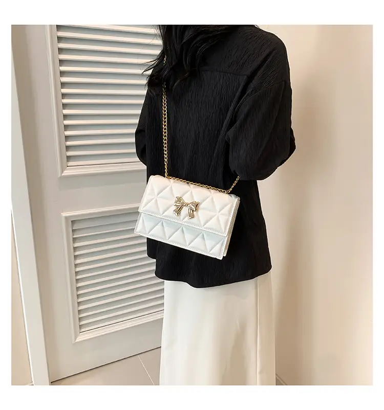 Black Diamond Embroidery Chain Shoulder Bag for Women — feature 28
