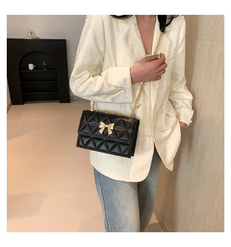 Black Diamond Embroidery Chain Shoulder Bag for Women — feature 34