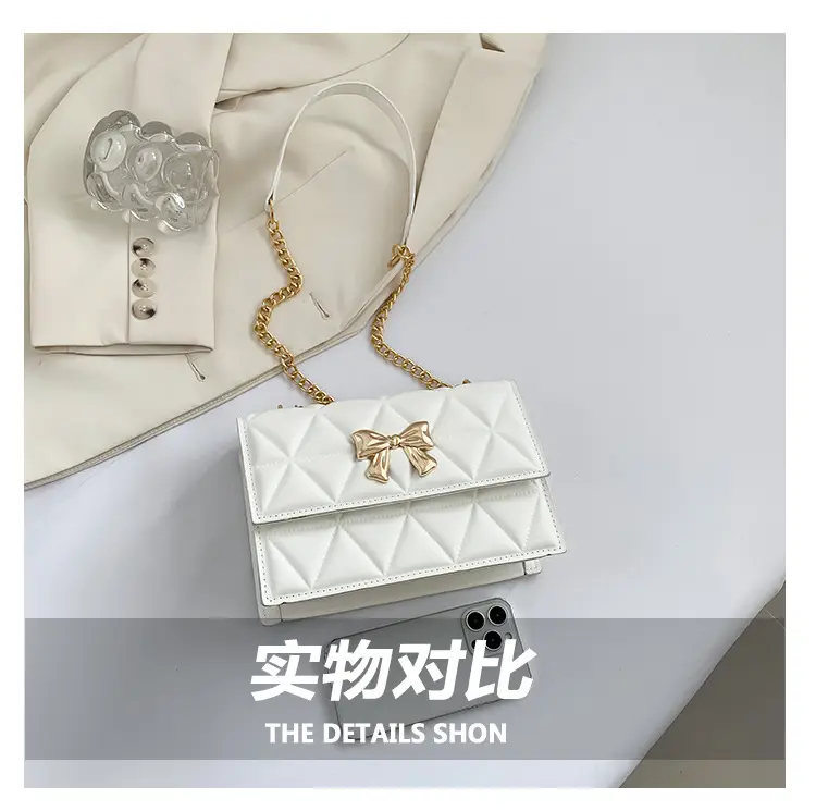 Black Diamond Embroidery Chain Shoulder Bag for Women — feature 7
