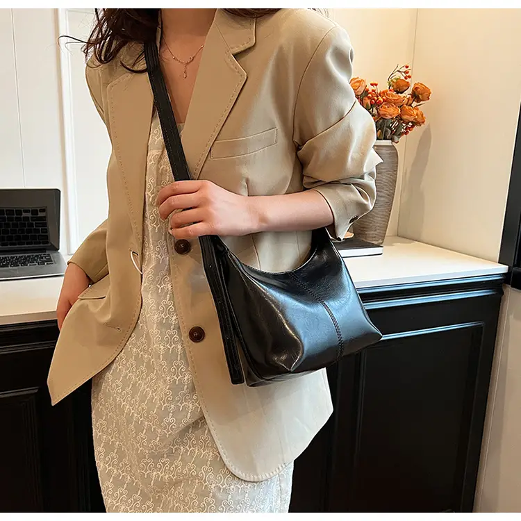 Women Crossbody Bag White Leather 2024 Summer — feature 16