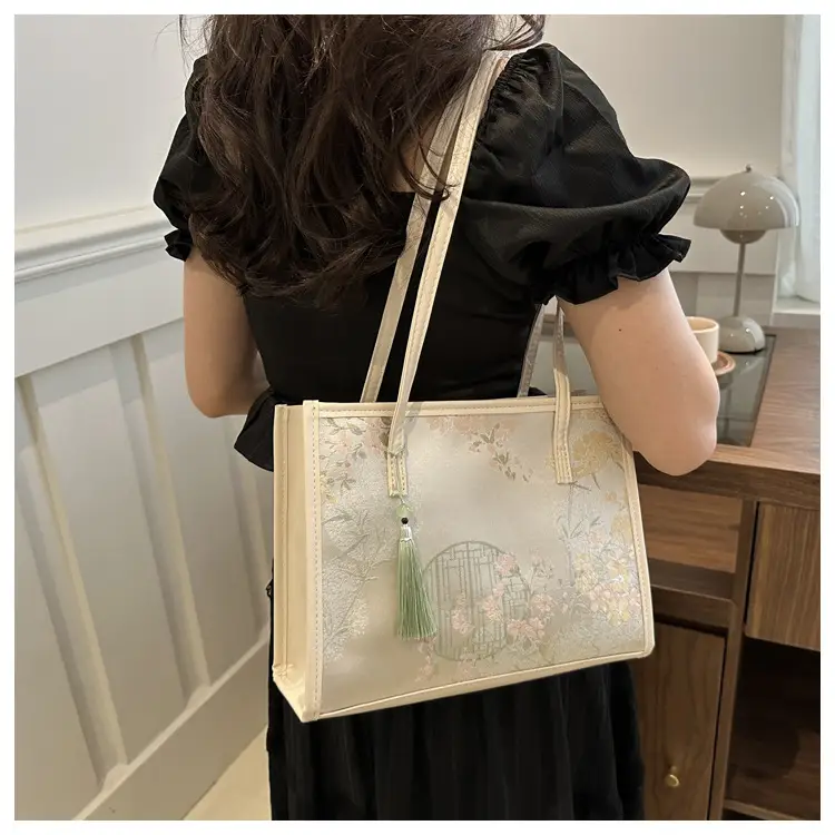 New Chinese Style Embroidered Tote Bag 2024 — feature 8