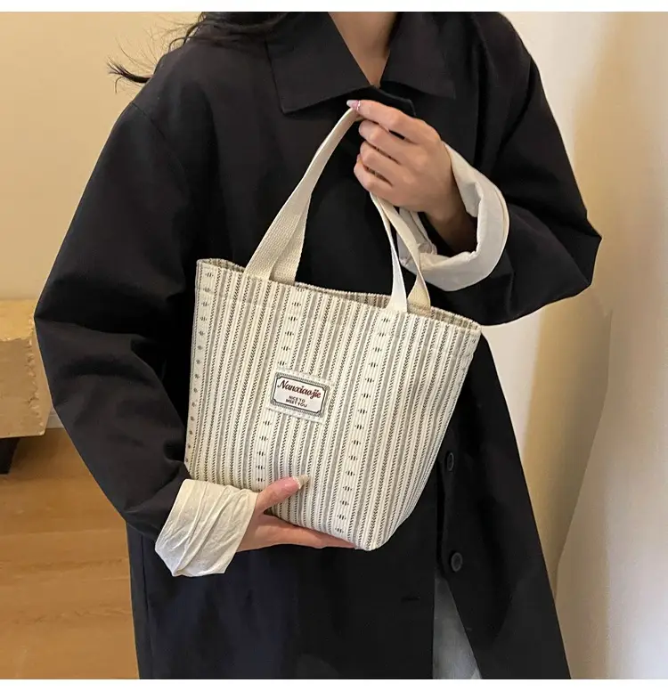 Women's 2024 Textured Shoulder Bag Pink Beige — feature 10