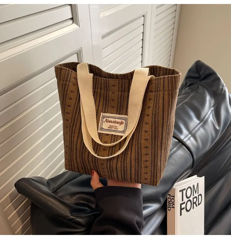 Women's 2024 Textured Shoulder Bag Pink Beige — feature 27