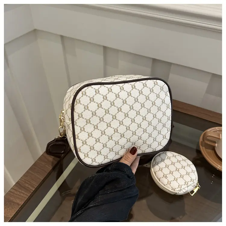 Women's 2-Piece GG Pattern Shoulder Crossbody Bag - Image 5
