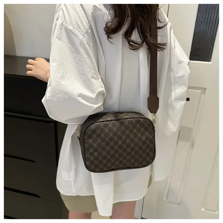 Women's 2-Piece GG Pattern Shoulder Crossbody Bag - Image 7