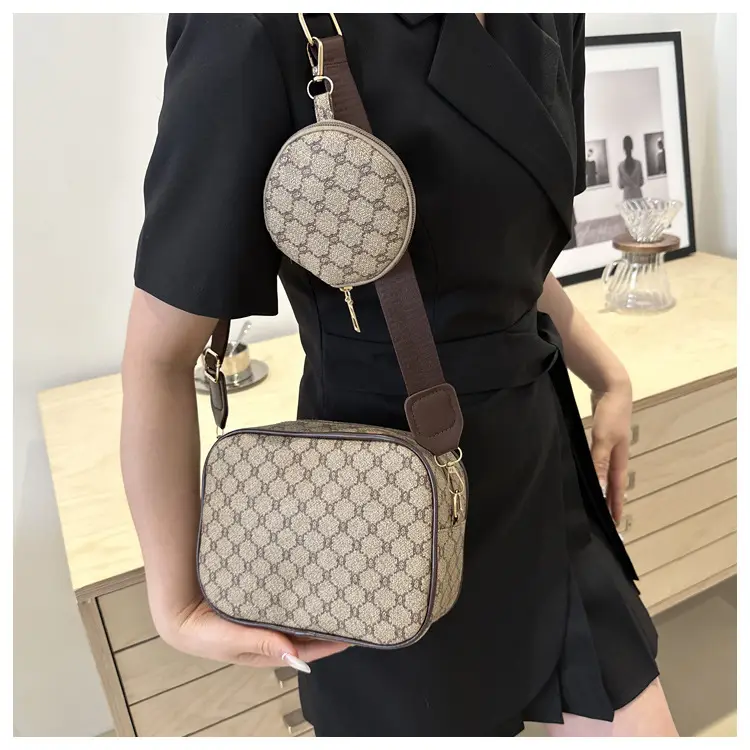 Women's 2-Piece GG Pattern Shoulder Crossbody Bag - Image 8