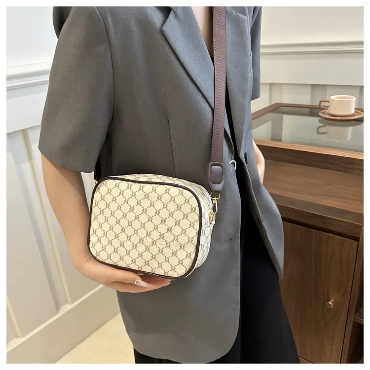 Women's 2-Piece GG Pattern Shoulder Crossbody Bag — feature 12