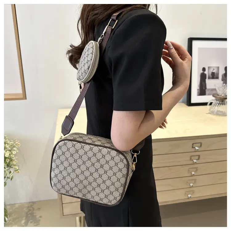 Women's 2-Piece GG Pattern Shoulder Crossbody Bag — feature 13