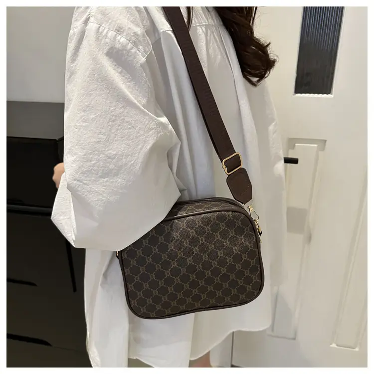 Women's 2-Piece GG Pattern Shoulder Crossbody Bag — feature 19