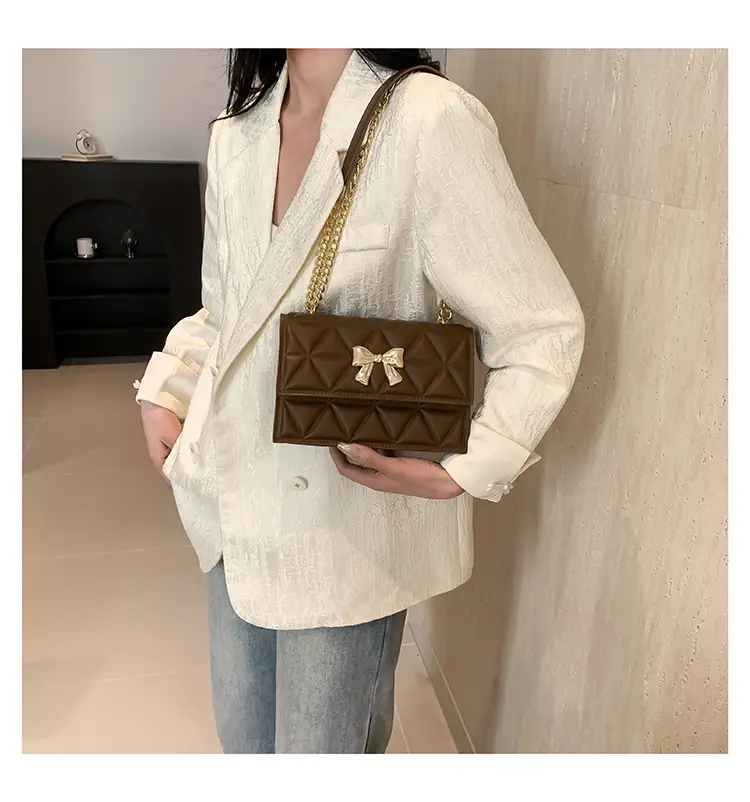 Black Rhomboid Chain Bow Shoulder Bag for Women — feature 18