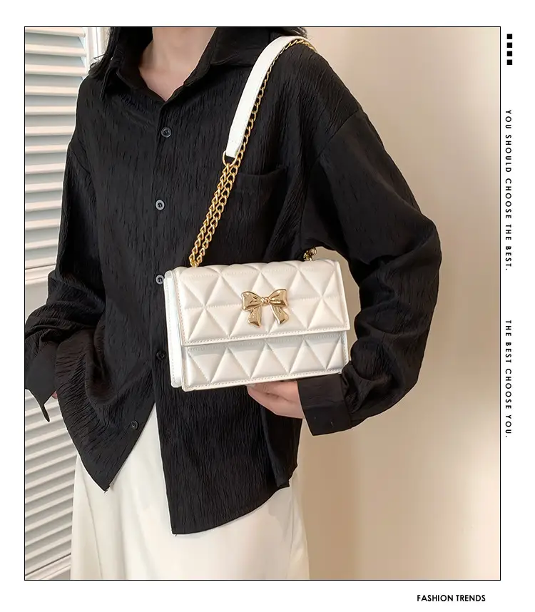 Black Rhomboid Chain Bow Shoulder Bag for Women — feature 2
