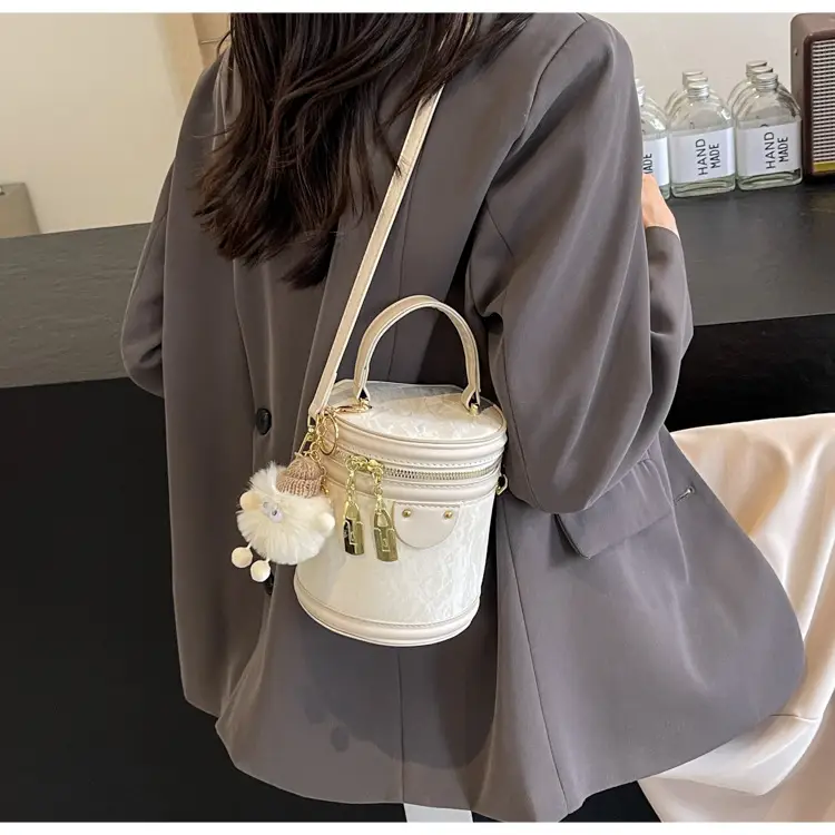 Pink Zippered Shoulder Bag for Women 2024 Summer — feature 26