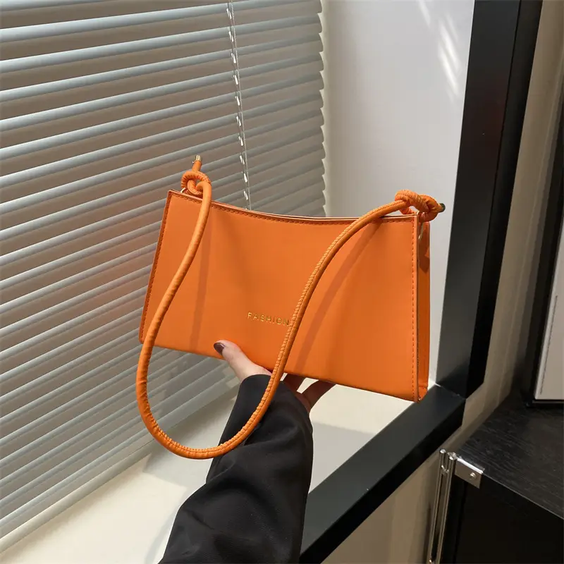 Women's Black Crossbody Bag for Summer 2024 - Image 3