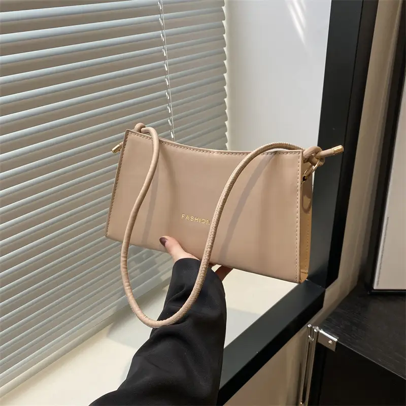 Women's Black Crossbody Bag for Summer 2024 - Image 5