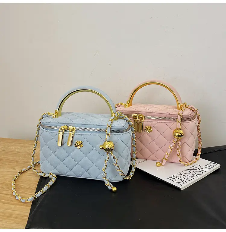 Pink Quilted Chain Shoulder Bag for Women — feature 19
