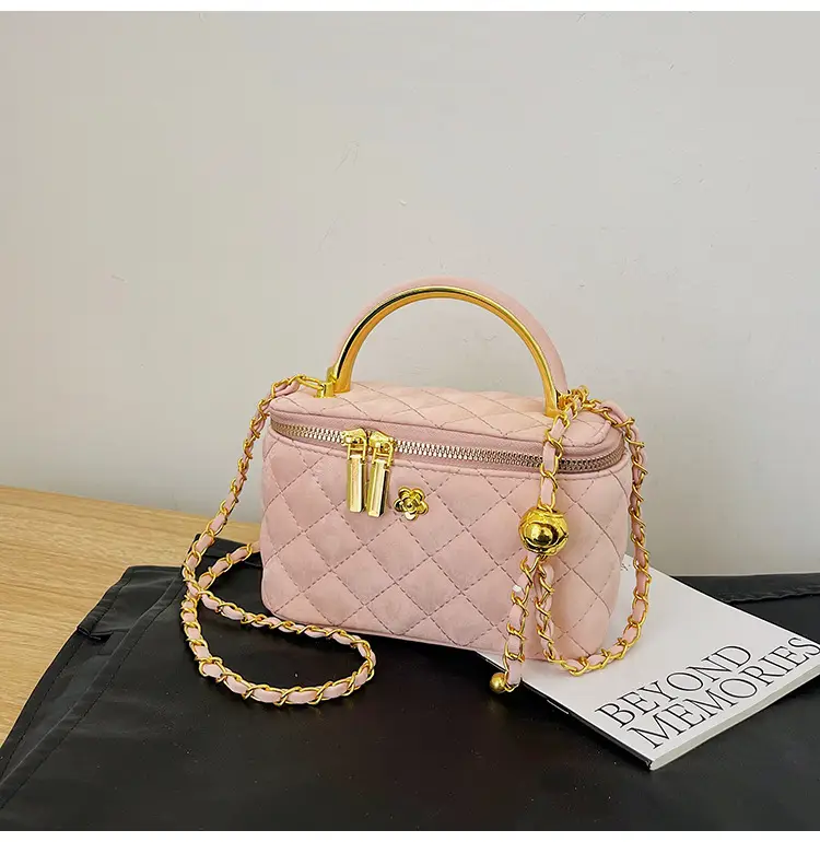Pink Quilted Chain Shoulder Bag for Women — feature 20