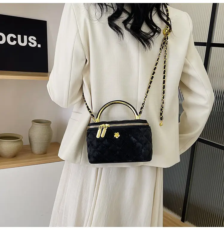 Pink Quilted Chain Shoulder Bag for Women — feature 41