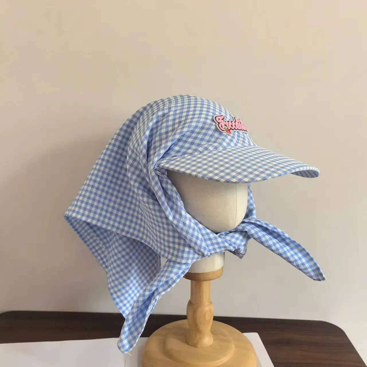 Green Checkered Baseball Cap with Strap Sunscreen - Image 3