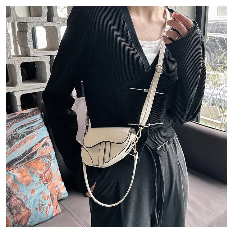Orange Leather Saddle Bag for Women 2024 — feature 11