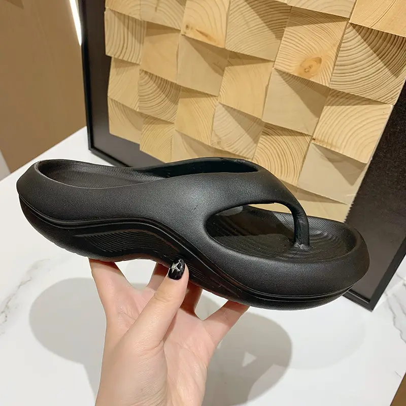 2025 New Summer Slippers for Women to Wear Outside, Thick-Soled Flip-Flops, Non-Slip Flats Sandals, Beach Shoes - Image 9