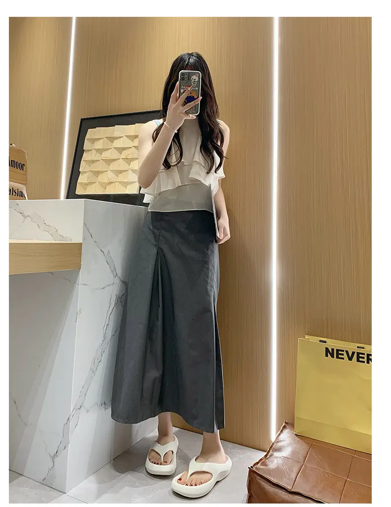 2025 New Summer Slippers for Women to Wear Outside, Thick-Soled Flip-Flops, Non-Slip Flats Sandals, Beach Shoes — feature 1
