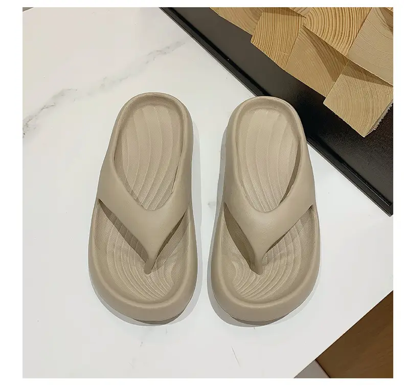 2025 New Summer Slippers for Women to Wear Outside, Thick-Soled Flip-Flops, Non-Slip Flats Sandals, Beach Shoes — feature 31
