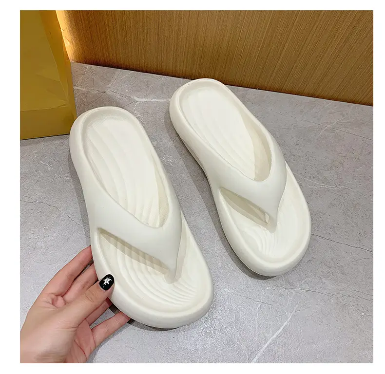 2025 New Summer Slippers for Women to Wear Outside, Thick-Soled Flip-Flops, Non-Slip Flats Sandals, Beach Shoes — feature 34