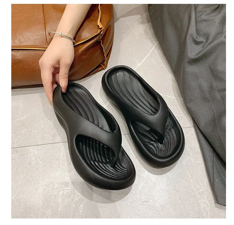 2025 New Summer Slippers for Women to Wear Outside, Thick-Soled Flip-Flops, Non-Slip Flats Sandals, Beach Shoes — feature 35